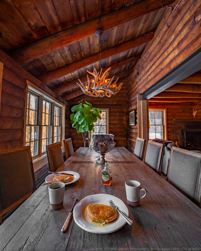 [KAB-IN] Vermont - Renovated 1972 Real Log Homes Cabin