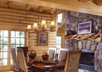 Freemont Log Home dining room