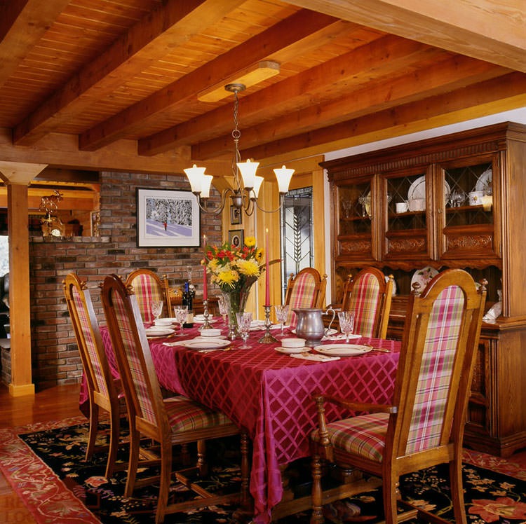 Littleton Ski Lodge dining room
