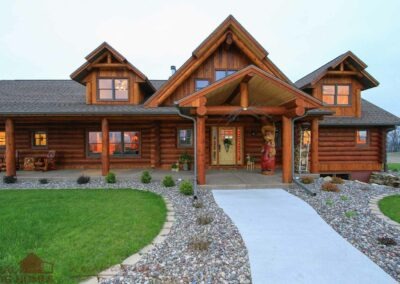 The Starview Log Home - exterior front walkway