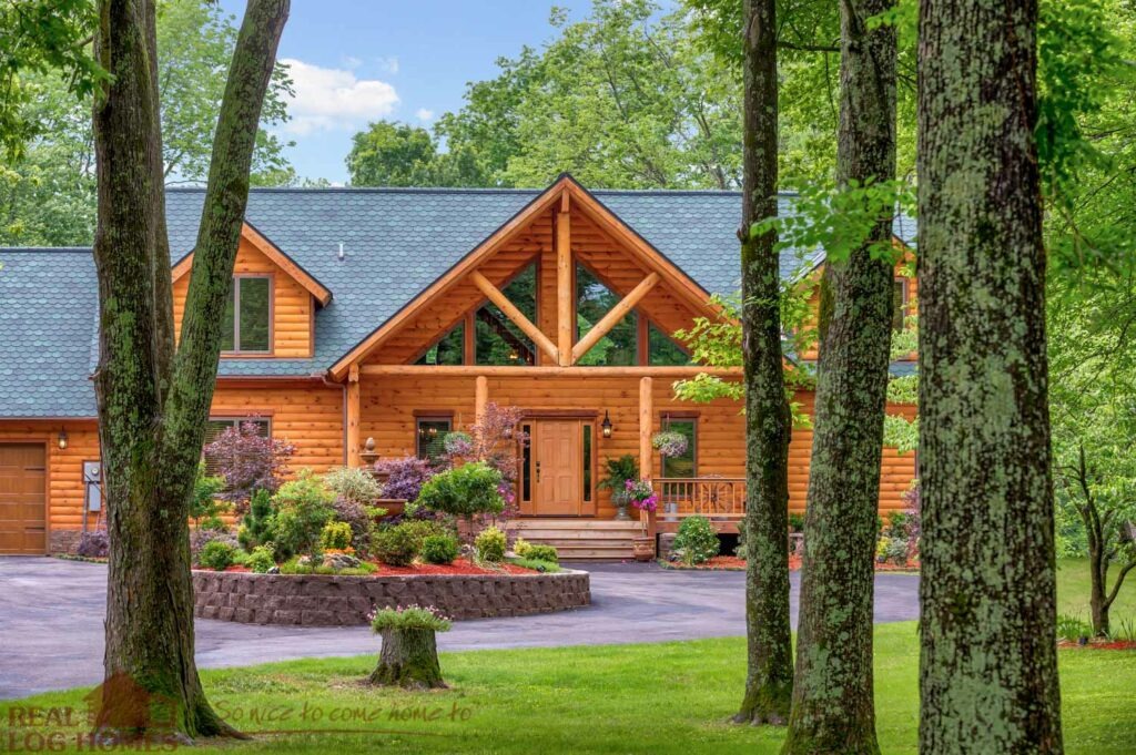 Green Gables log home exterior