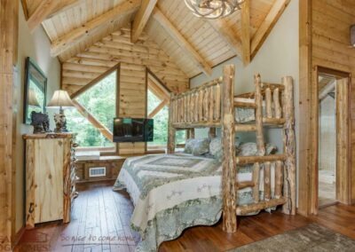 Green Gables log home bedroom