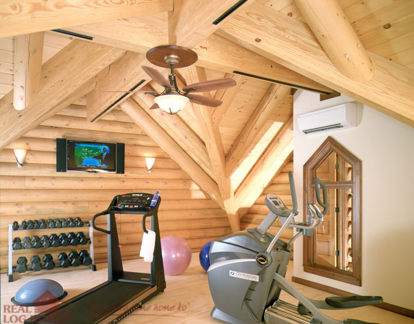 Hinesburg Ski Getaway exercise room