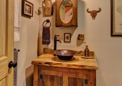 Ridgeview Ranch - bathroom