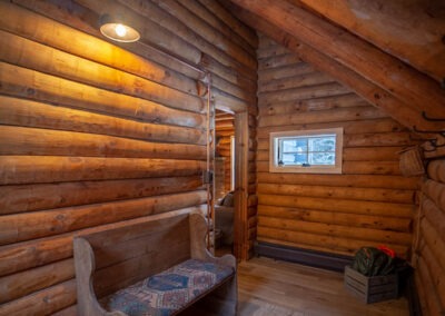 Greydon Cabin interior