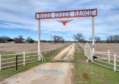 Welcome sign to Rush Creek Ranch.