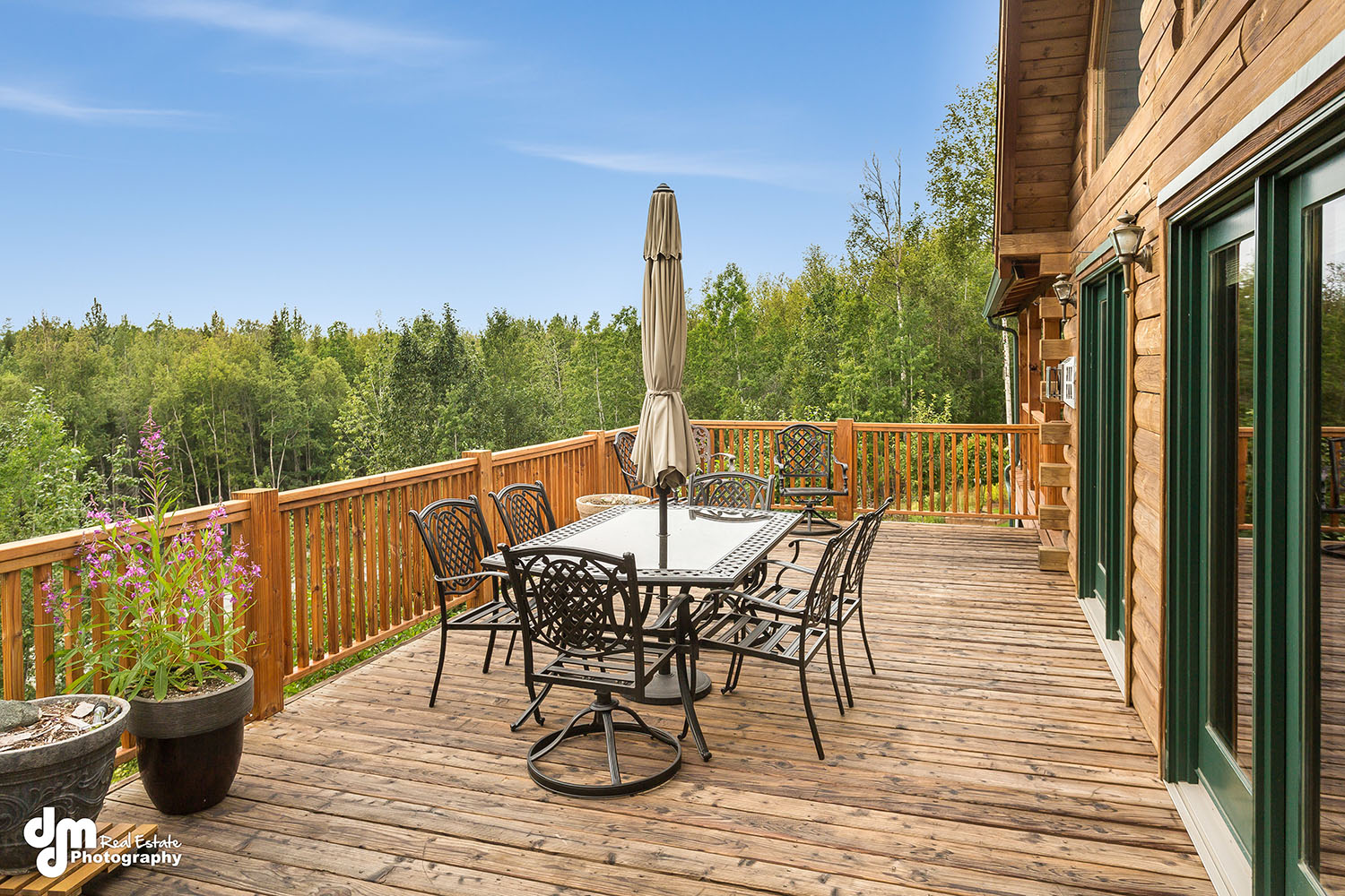 Great Features that Help Log Homes Hold Their Value